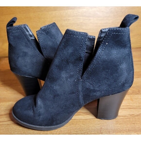 Charlotte Russe Cassidy Slip On Ankle Boots - Picture 7 of 11